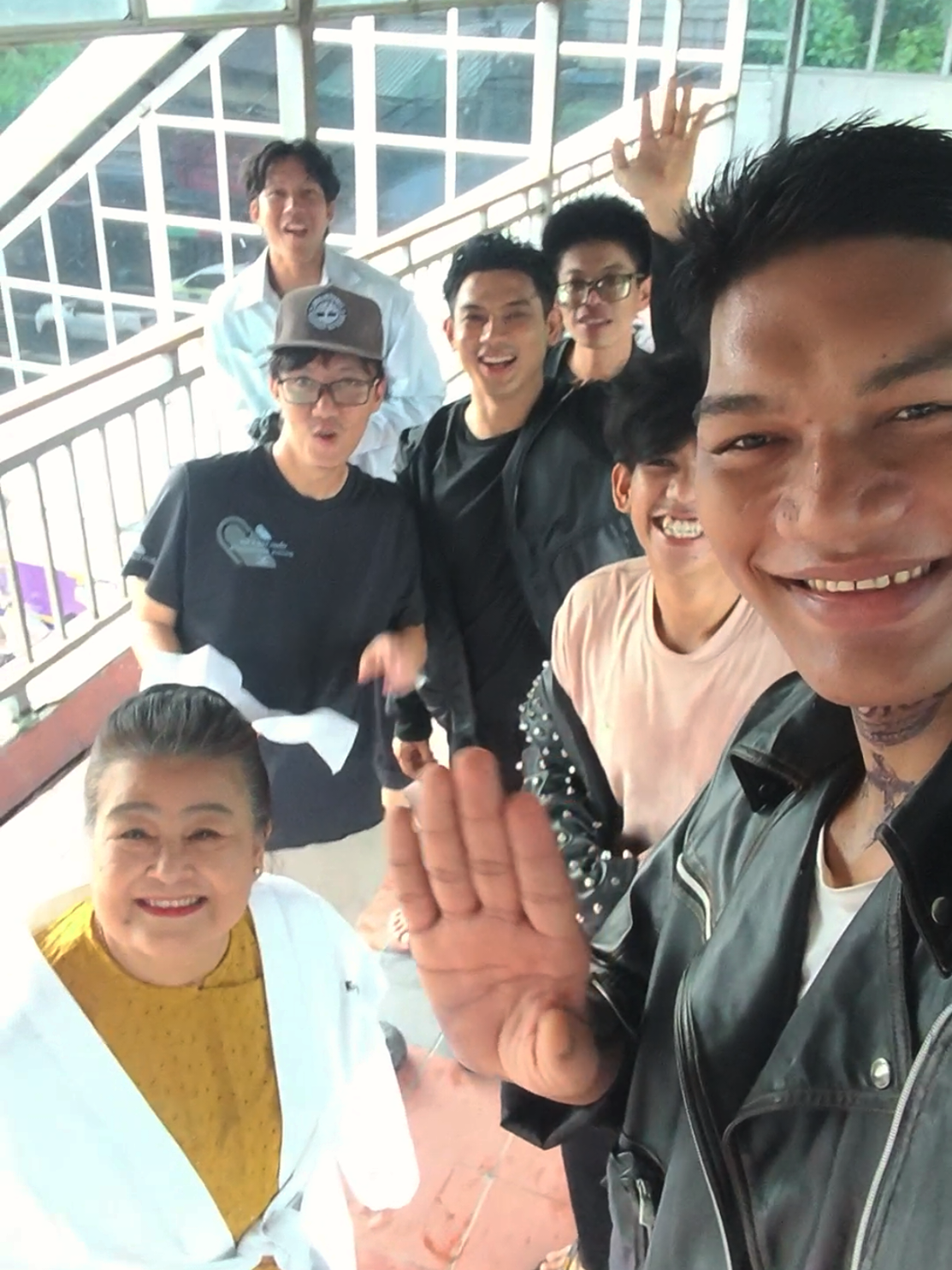 @7 1 Mg Shae Gyi Entertainment