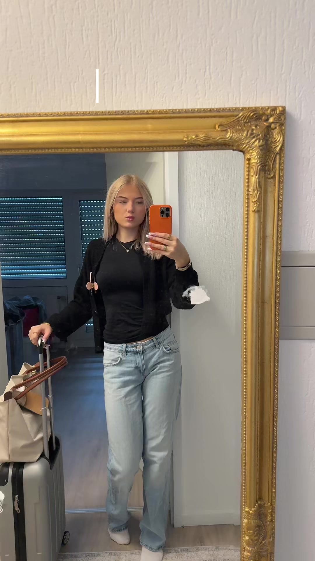 @lauramarie