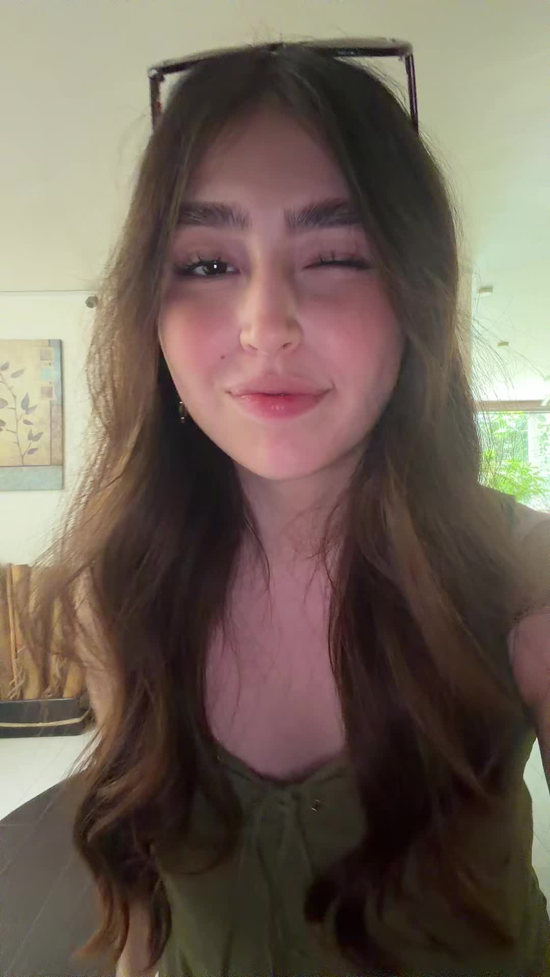 @kamihickman_