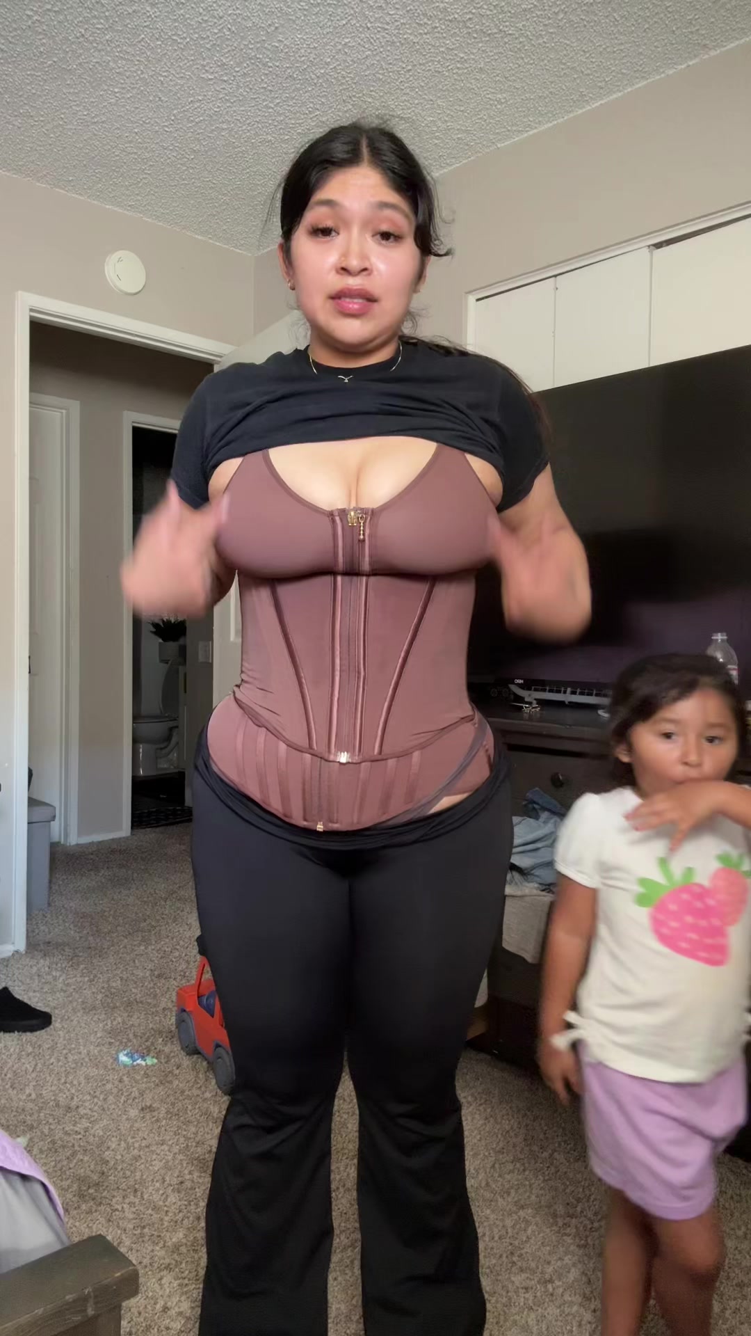 @liikeliz