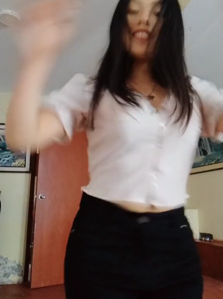 @Yåňëly