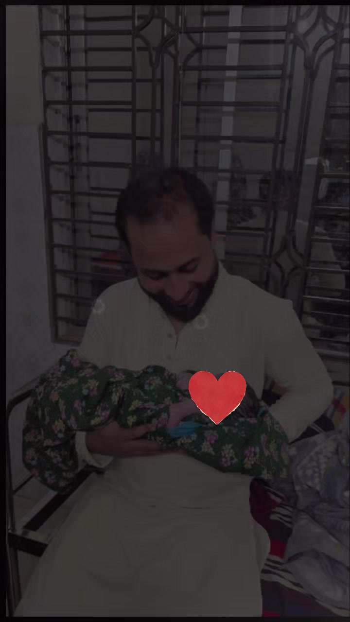 @মধ্যবিত্ত জমিদার 🥀❣️