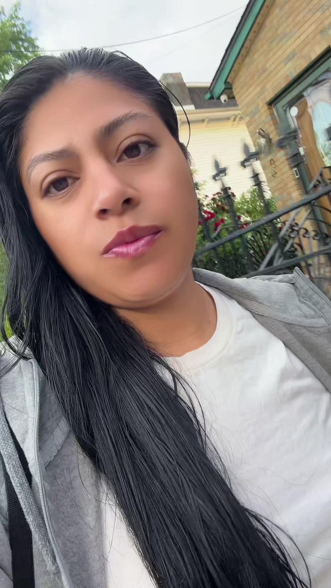 @Paola