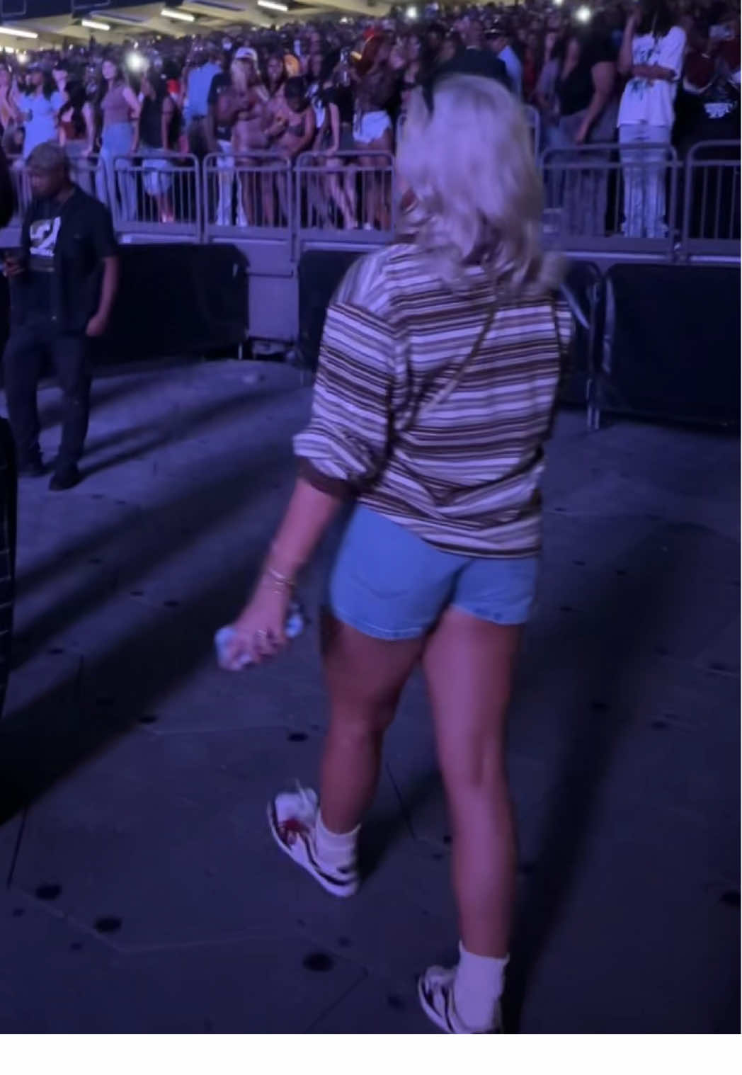 @joellejames