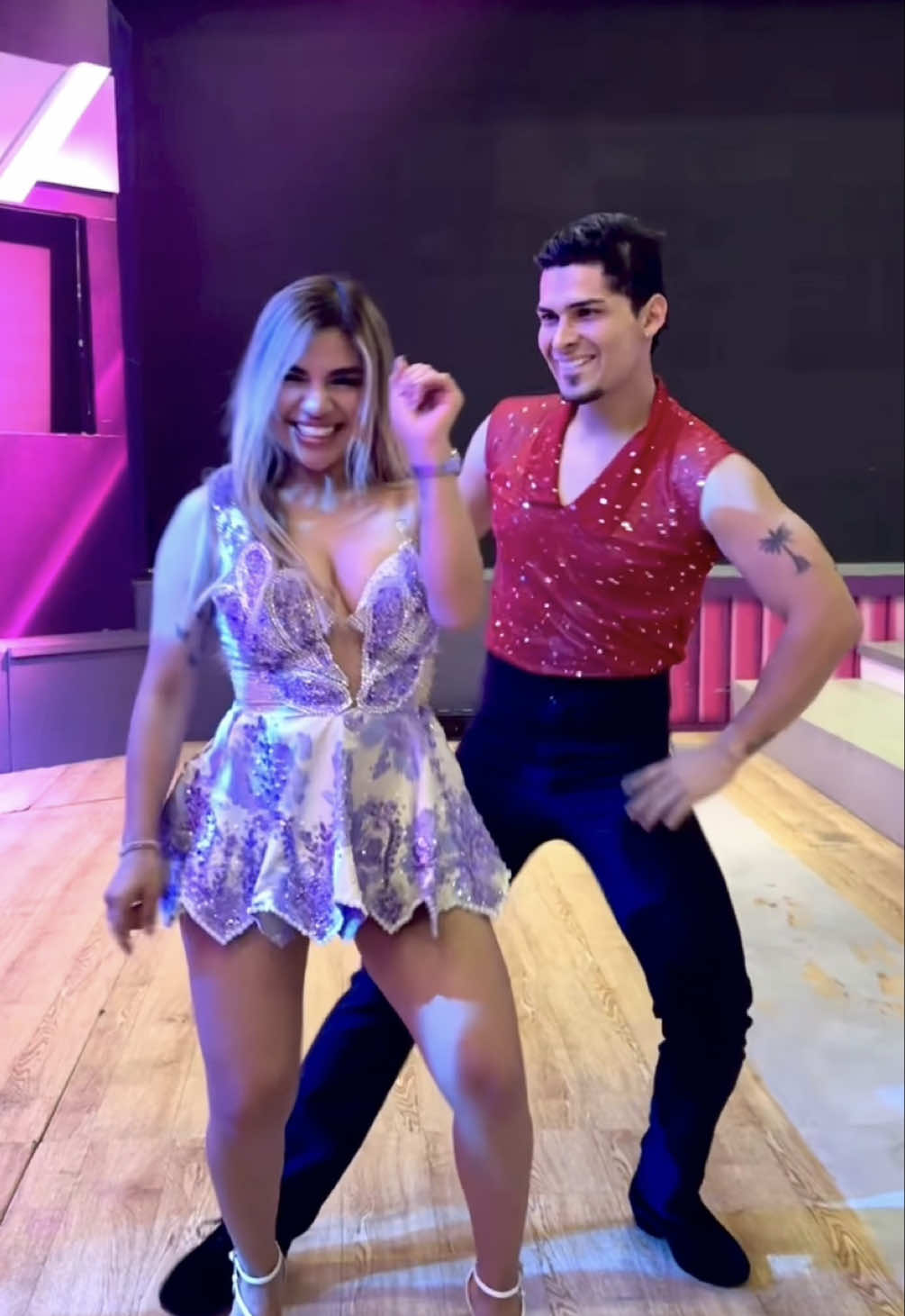 @Los Conquistadores de la salsa