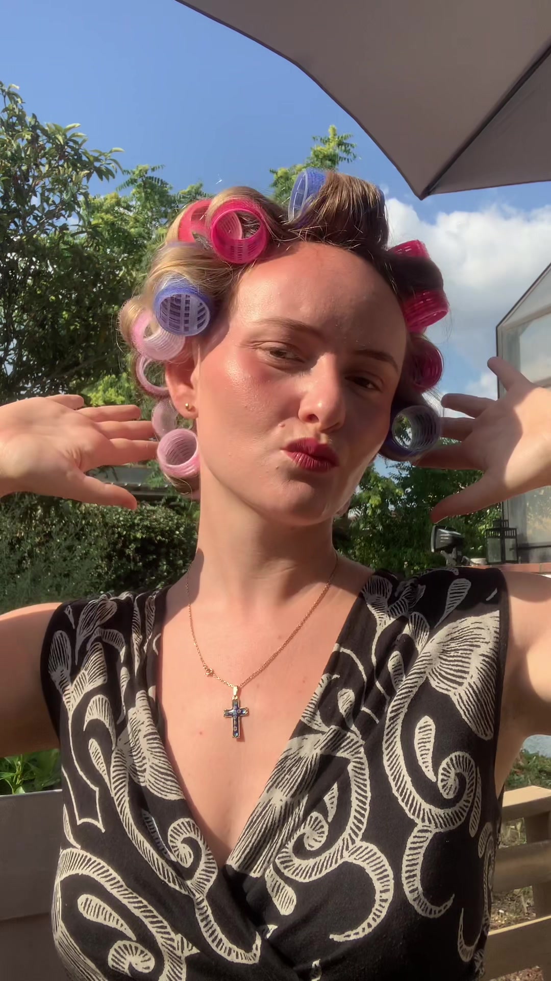 @annabrl