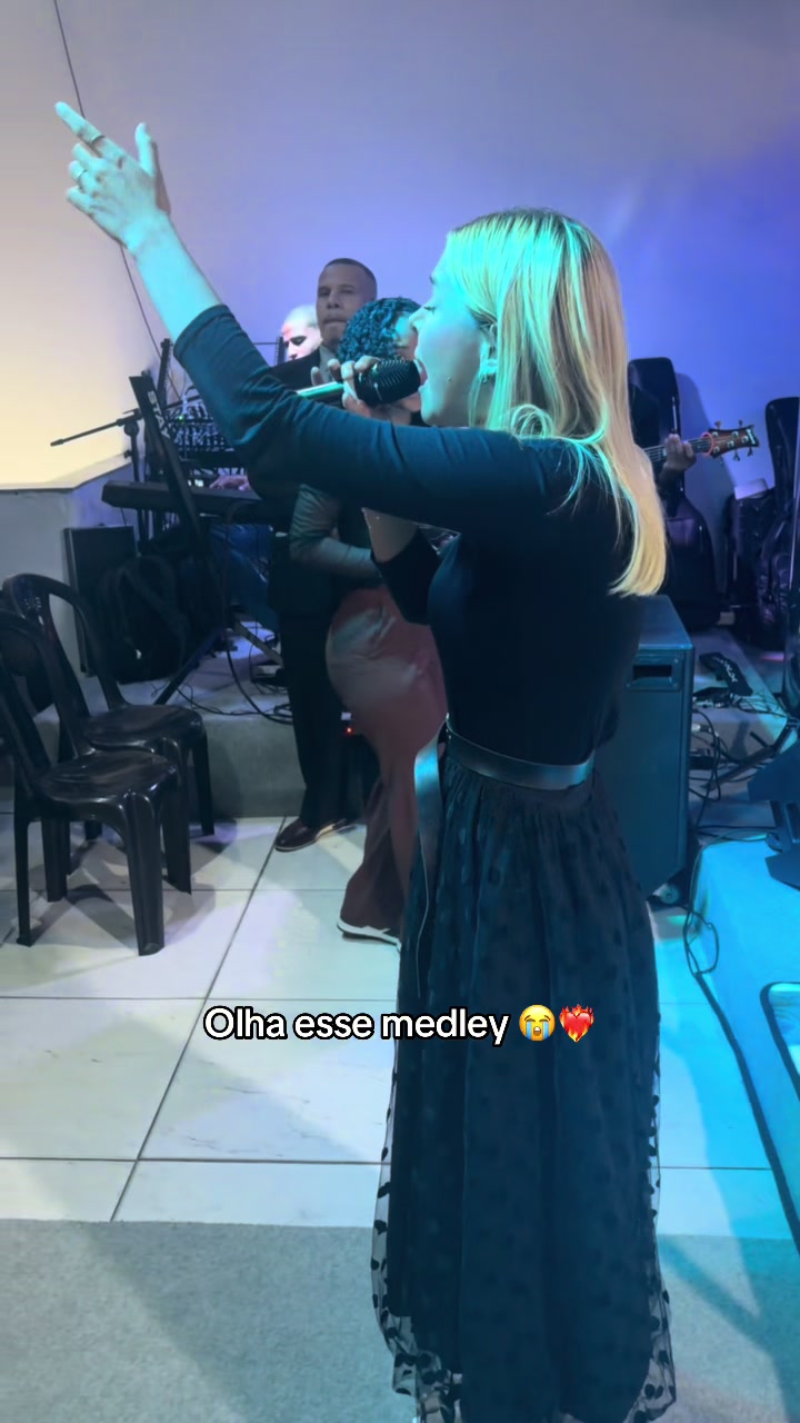 @Nicolle Kaduta Oficial