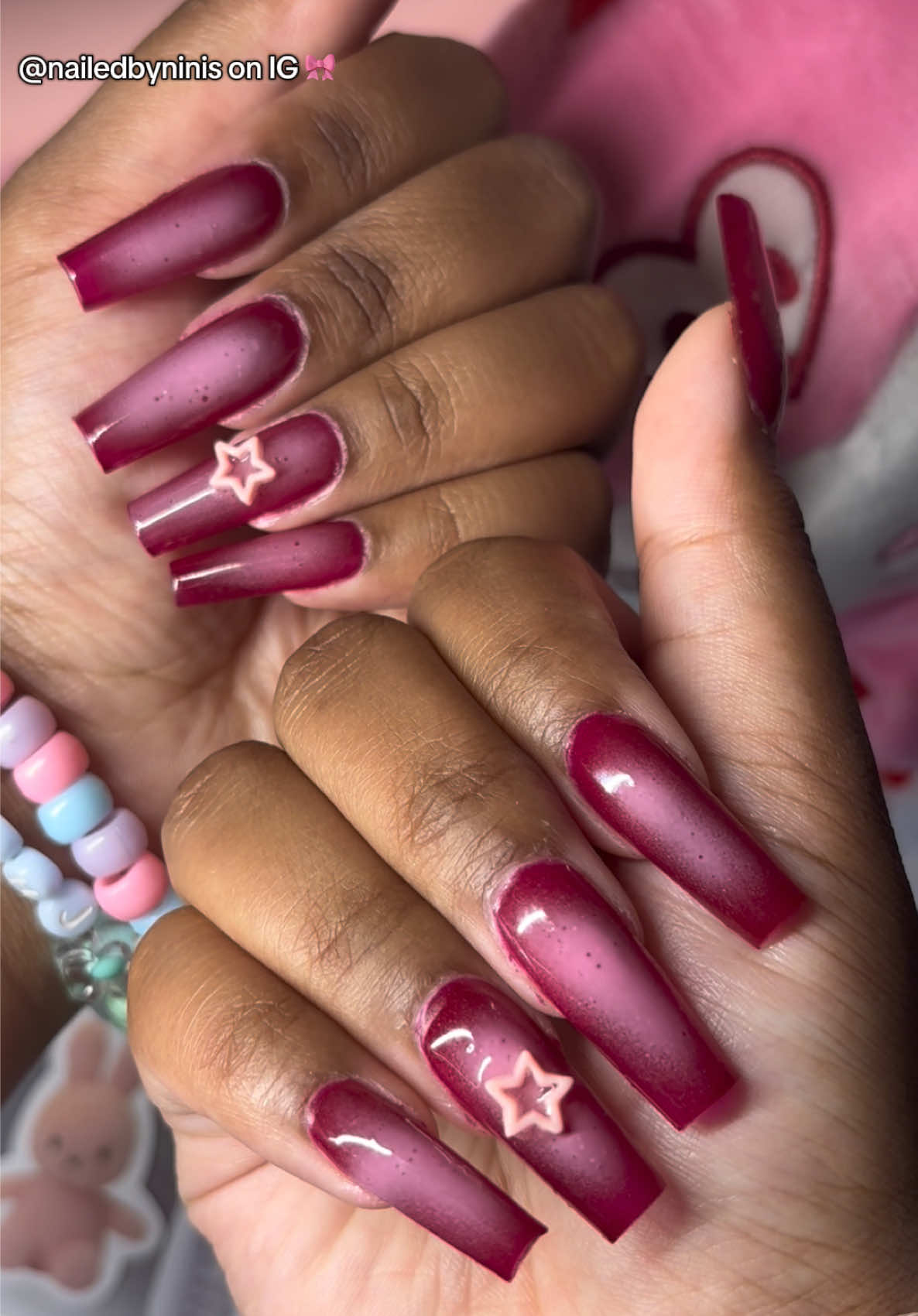 @dani ✩ | @nailedbyninis on IG