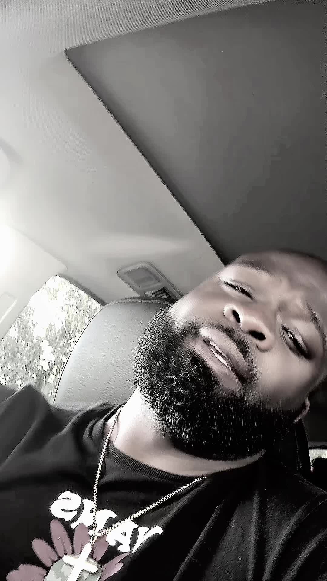 @ChrisPlusSix🖤