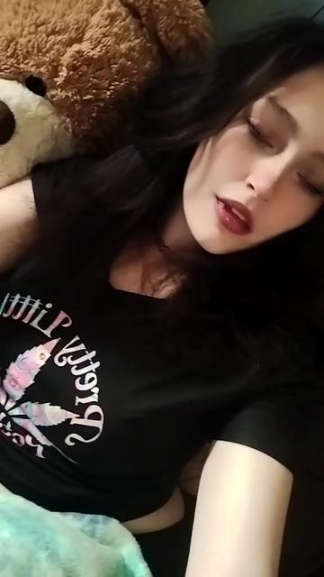@skatergirl420