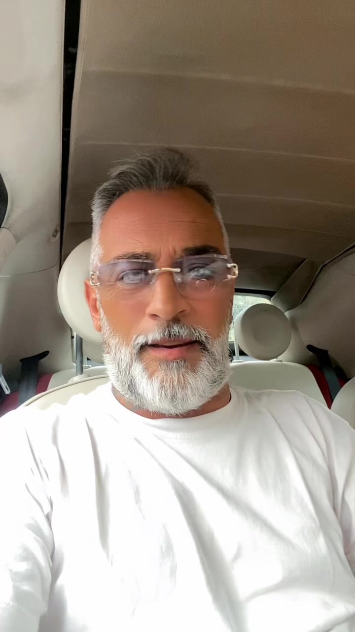 @Alessandrocaruso78napoli🇮🇹