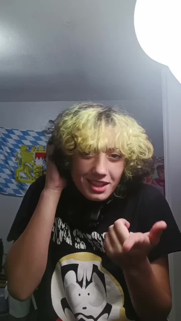 @kylebroflovski_wishes_he_wasme