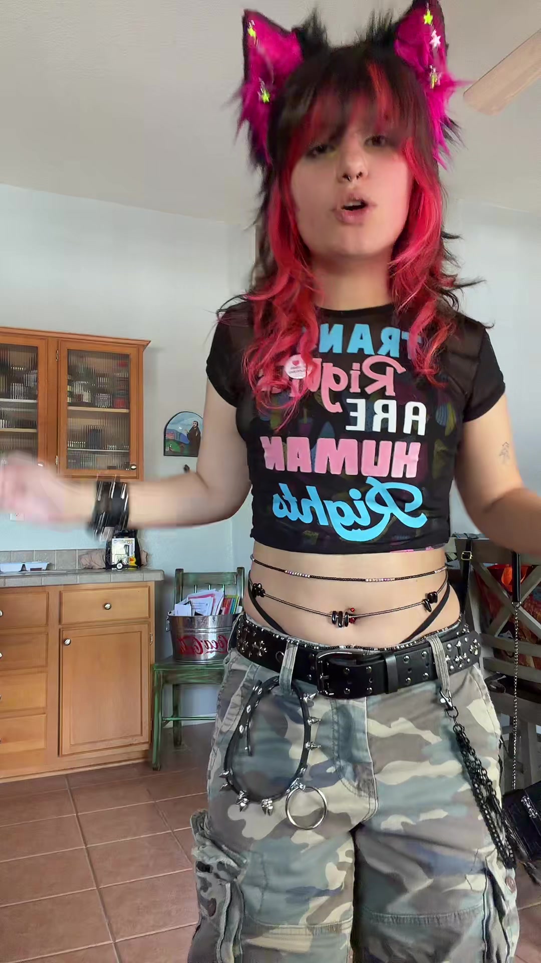 @non binary twink ๐