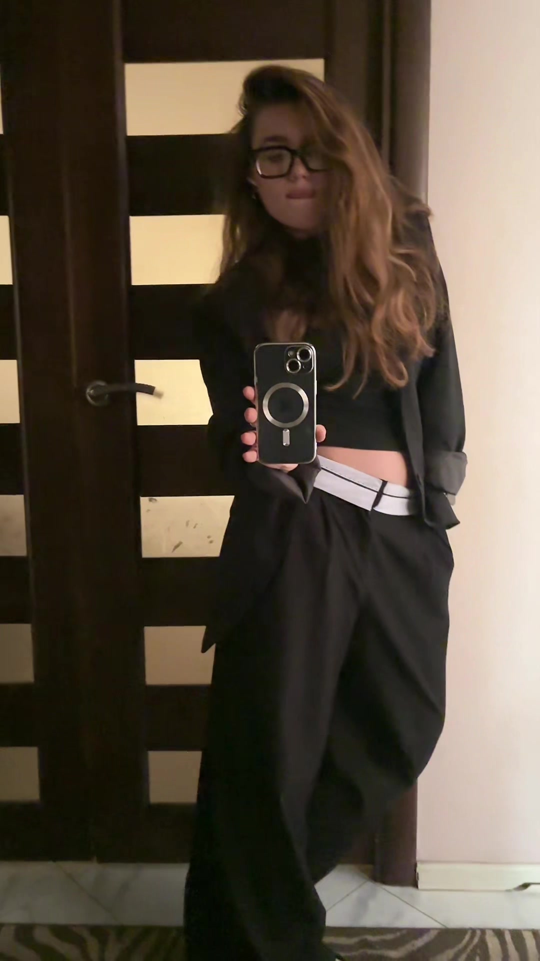 @алинель