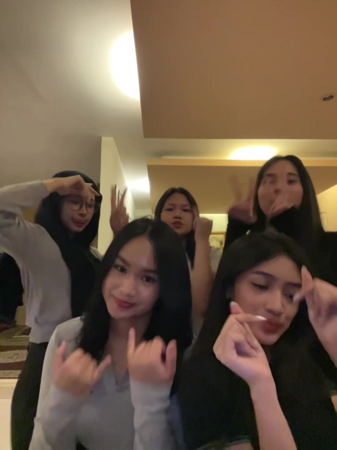 @GB