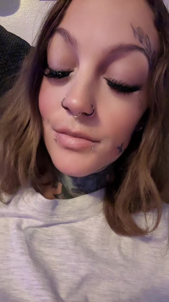 @CupcakeZ🧁