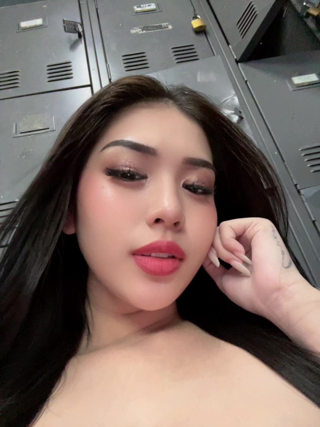@jaja ng ina mo