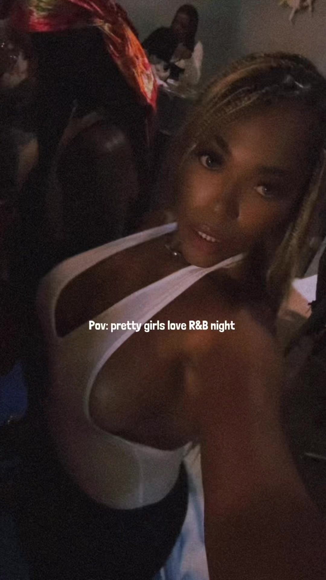 @Lavish_Lee