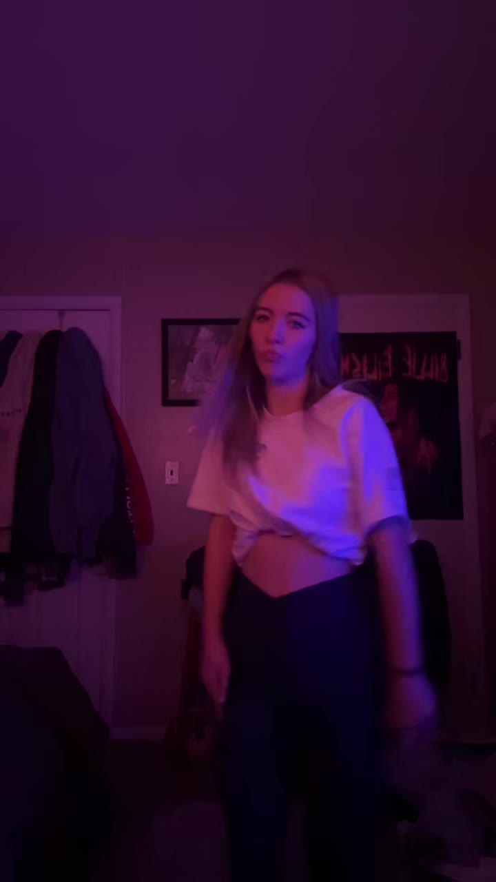 @livy.poo.16