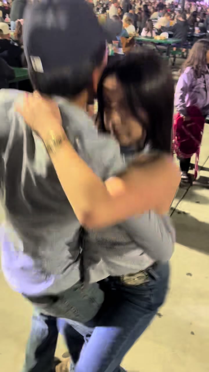 @𝙴𝚕𝚕𝚊&hearts;