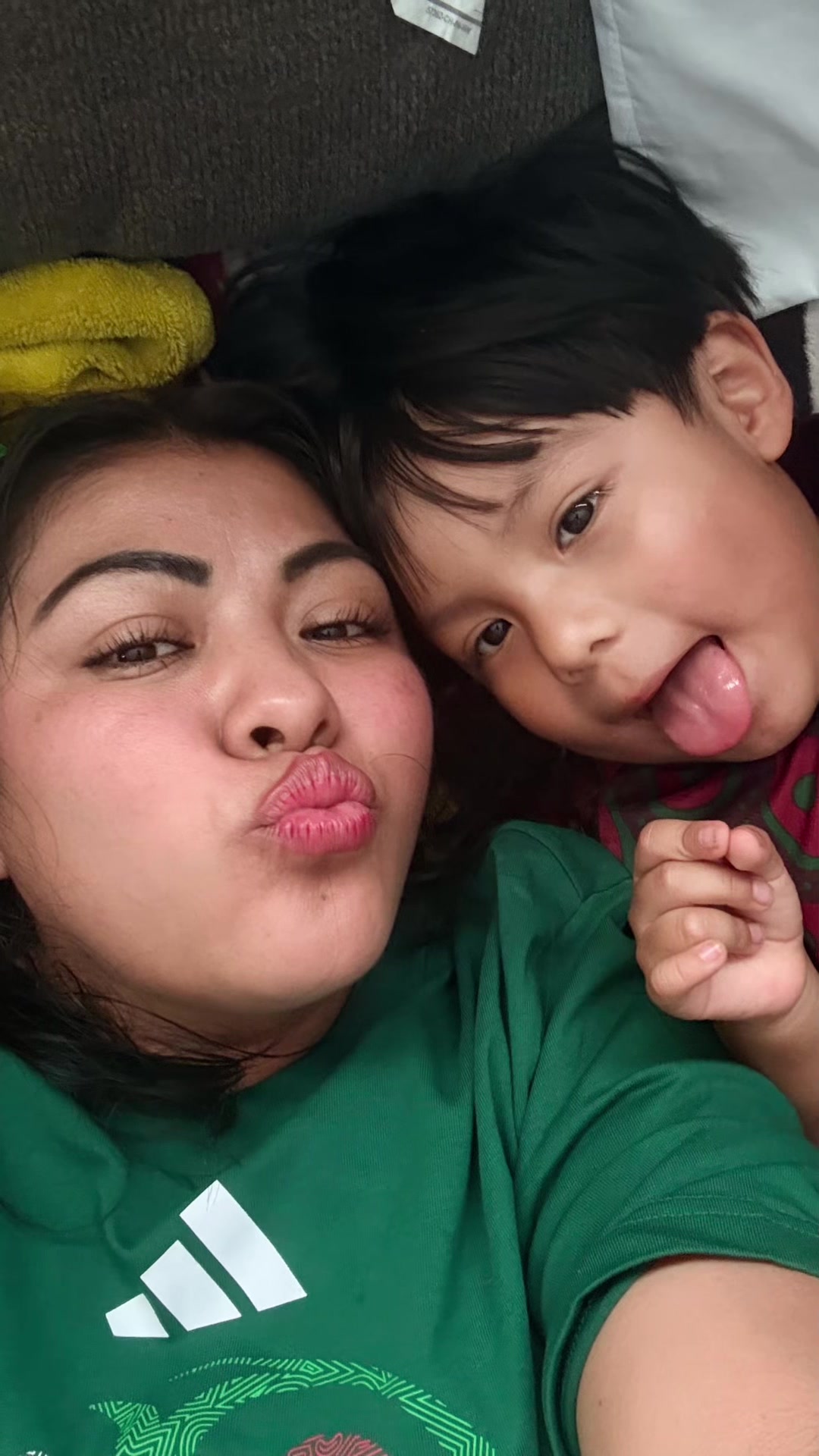 @sandra❤️👶🧑&zwj;🧑&zwj;🧒&zwj;🧒