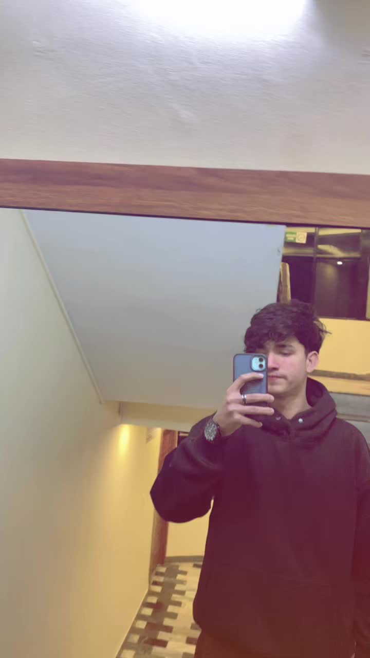 @Anmol🖤