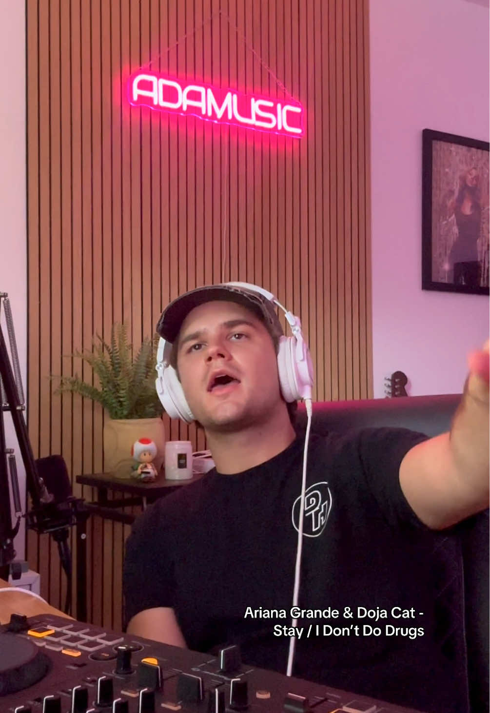 @Adamusic