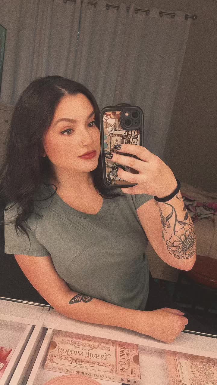 @Vanessa 🥀