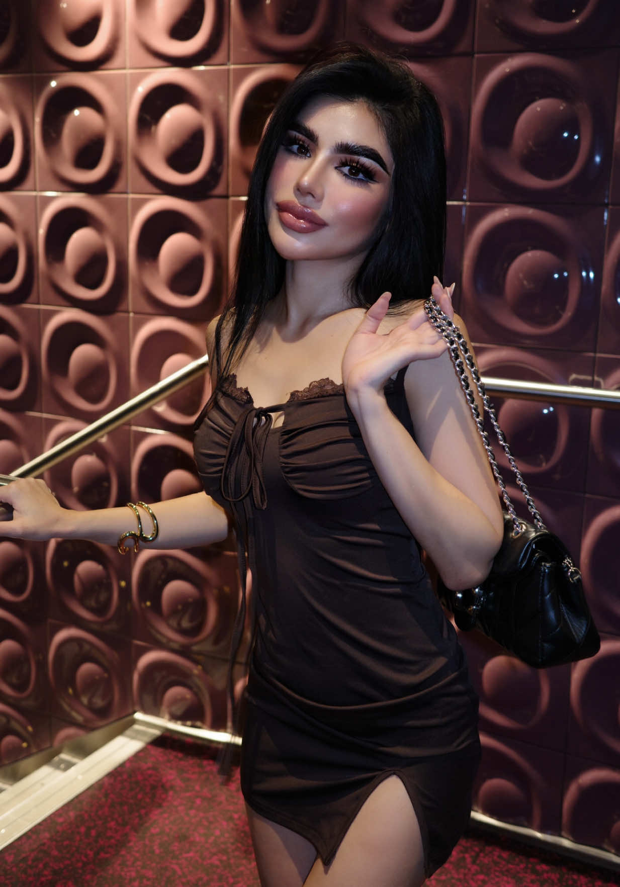 @ธิษา🎀