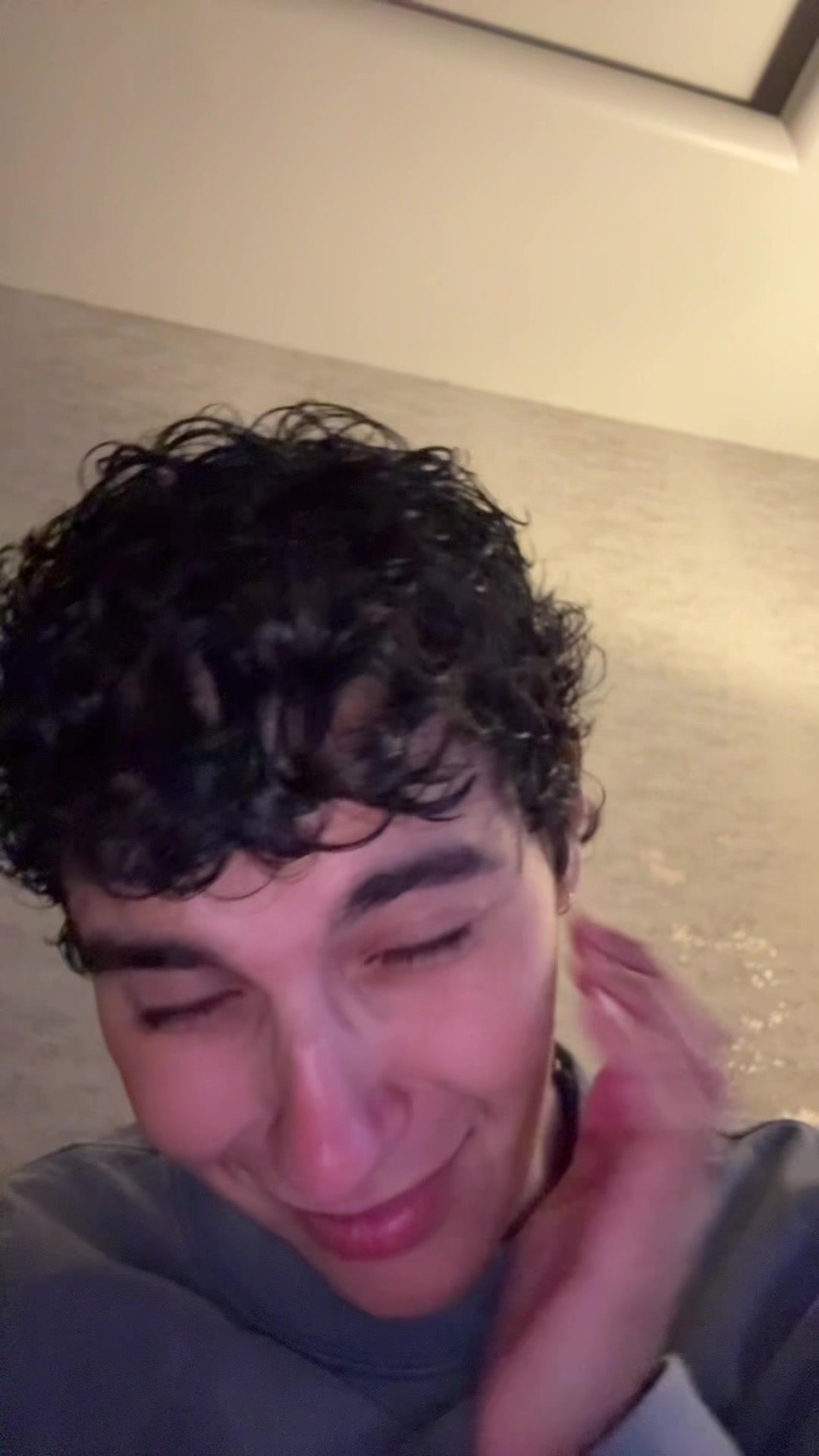 @dUL