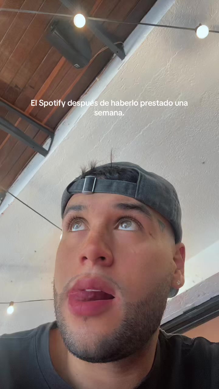 @S N O O Y Z