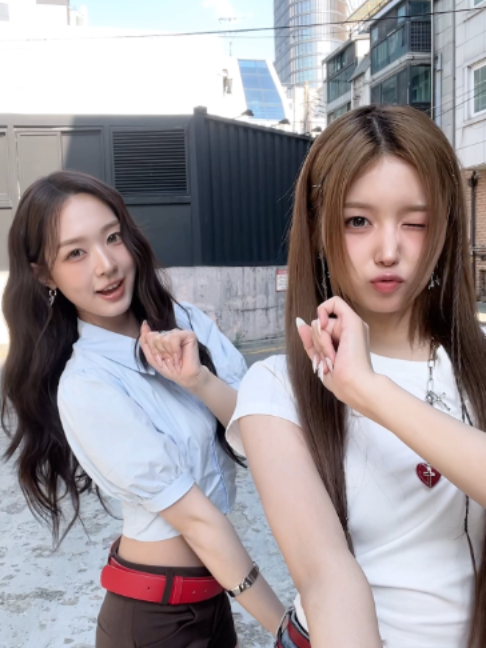 @tripleS