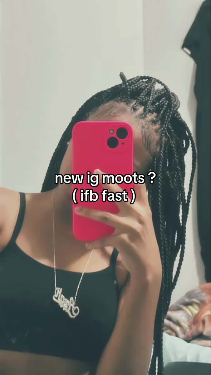 @ᥫ᭡.