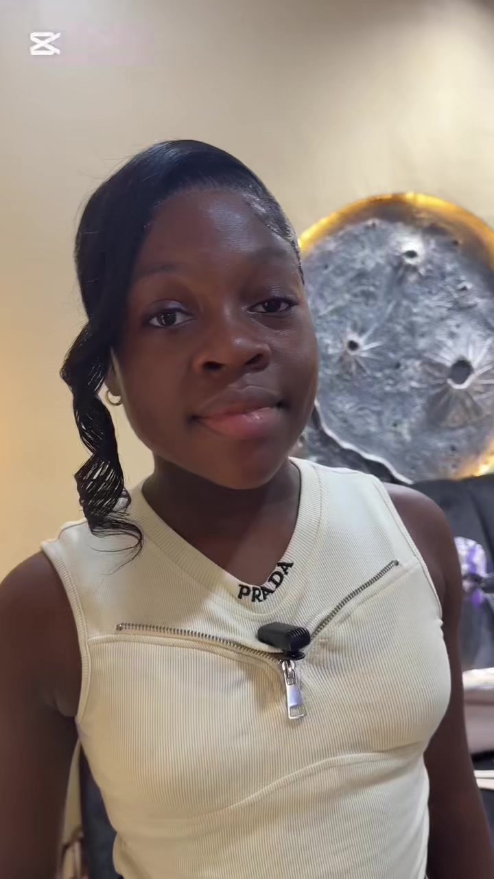 @queen_chimezie