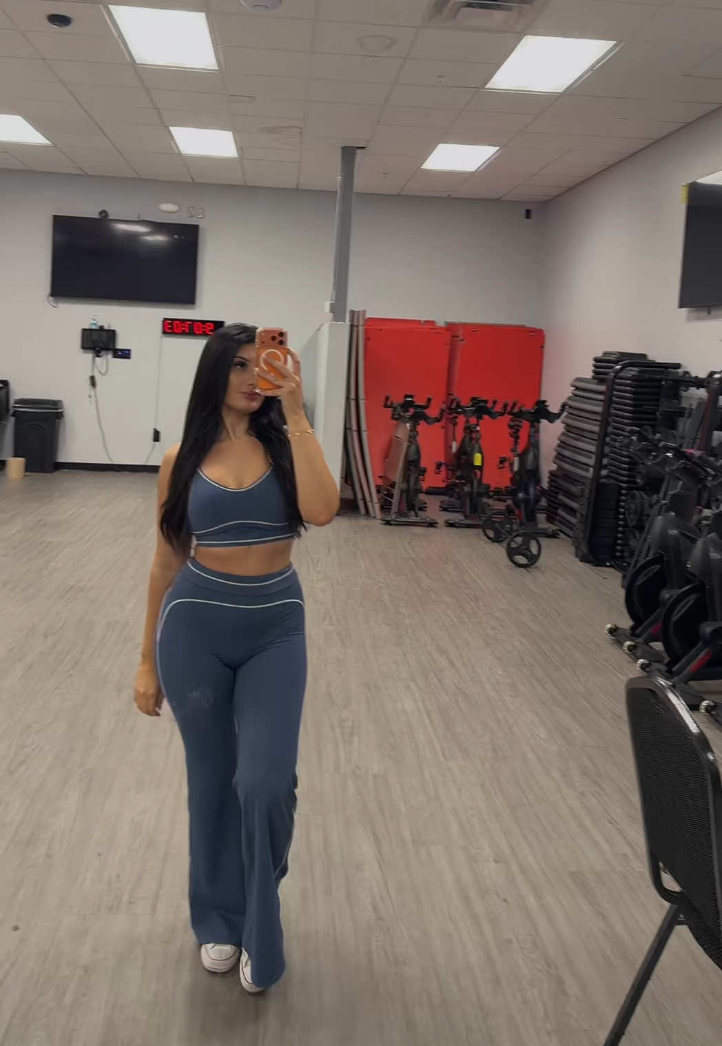 @Elena