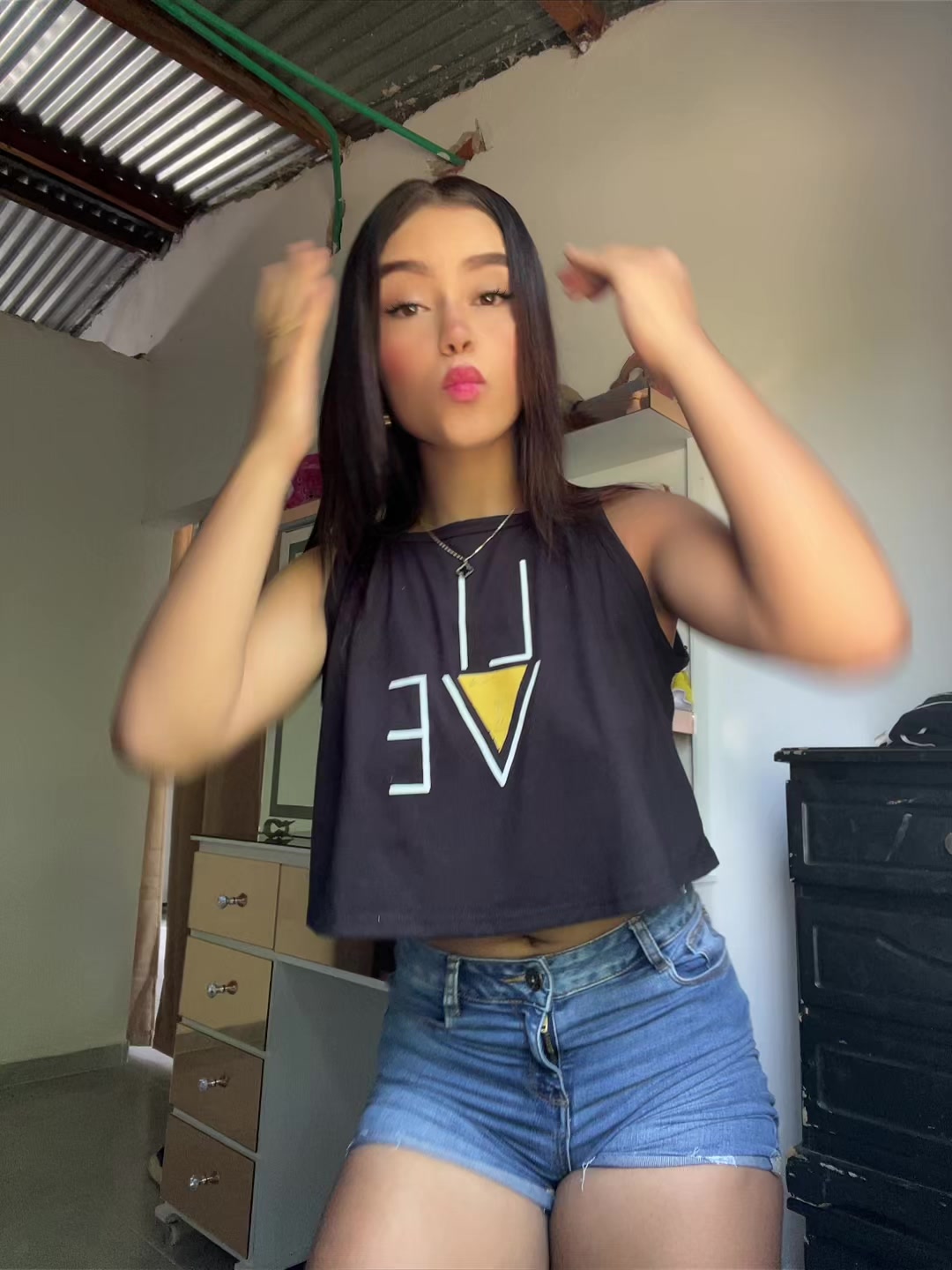 @Kiara