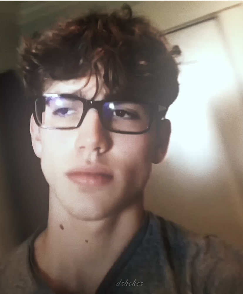 @drhcker