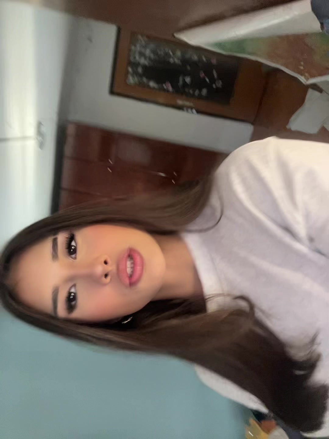 @NIKA🦈