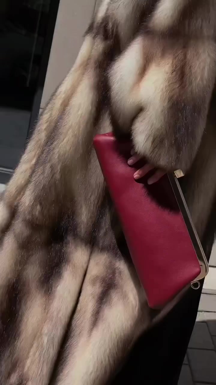 @TopFur✅