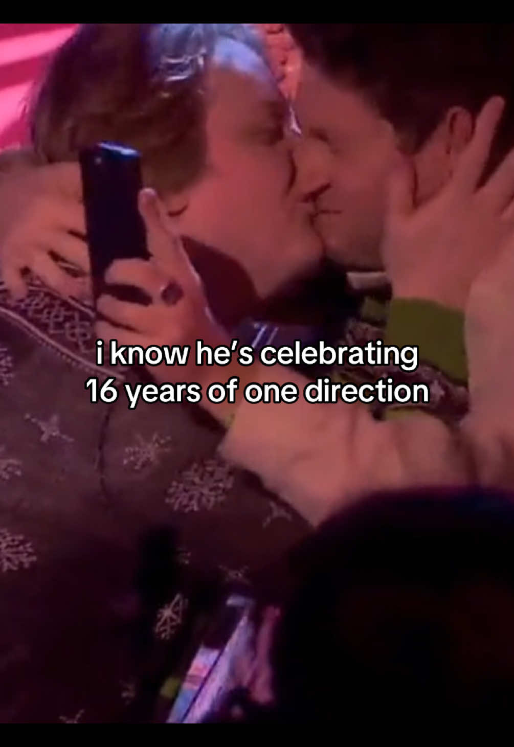 @lewis capaldi is king 👑
