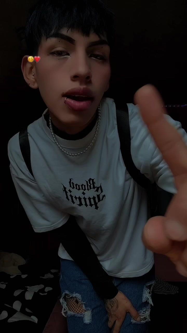 @Andii