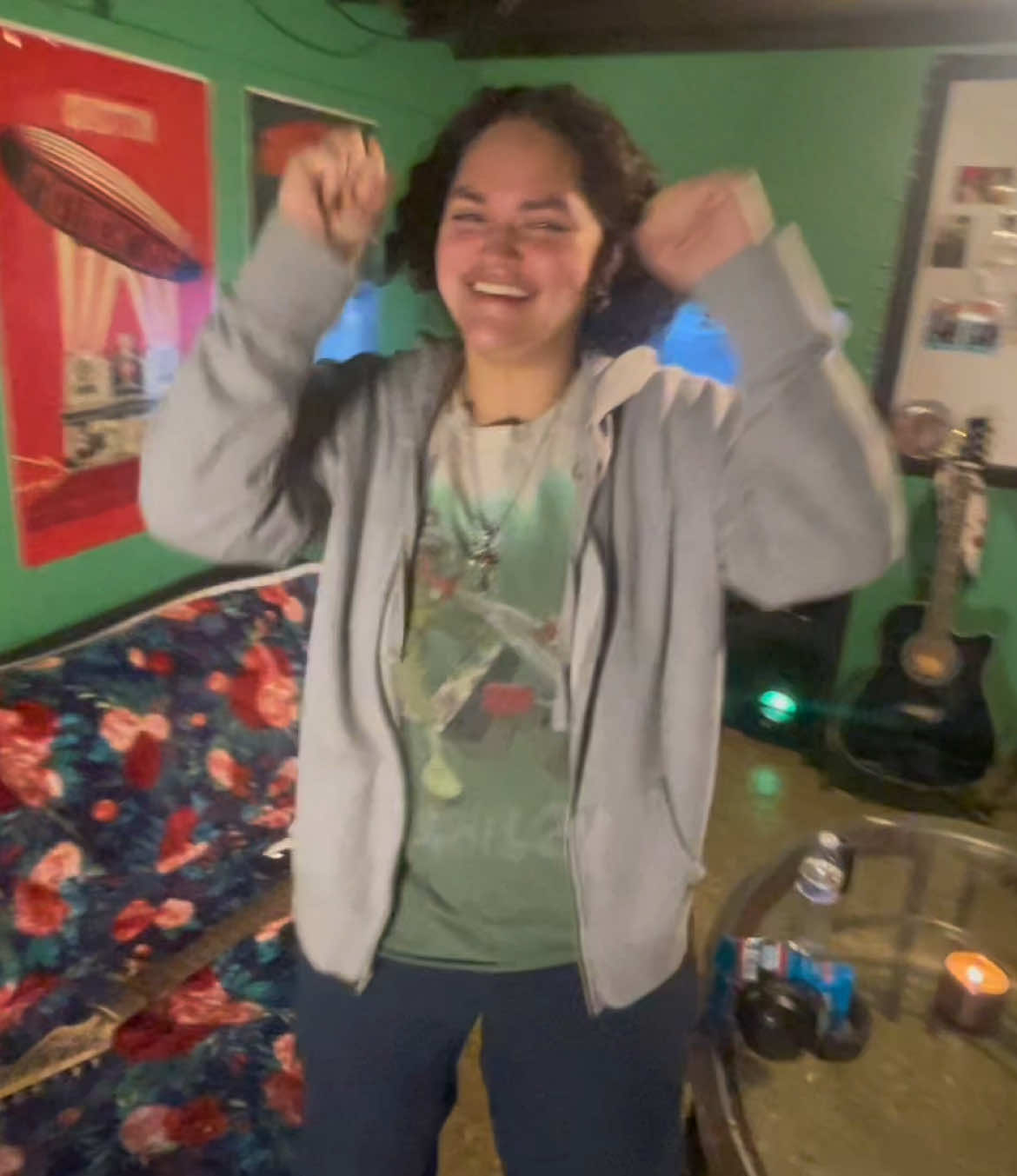 @Ari