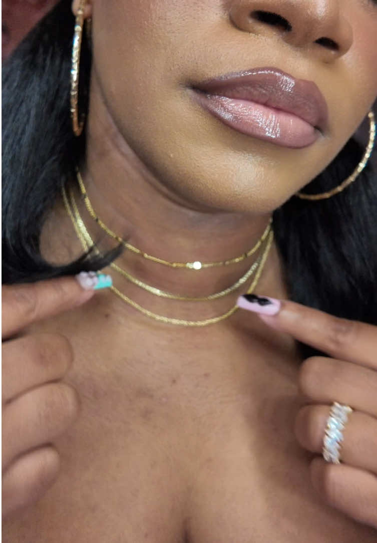 @byeheaux_