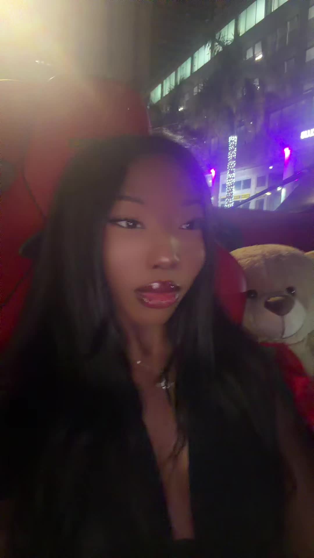 @monraehou