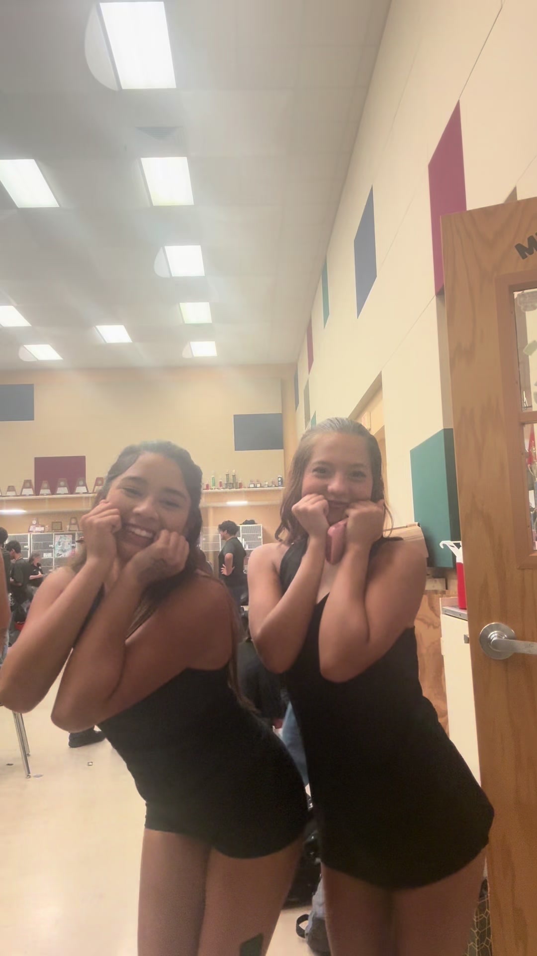 @Theyluvgabba