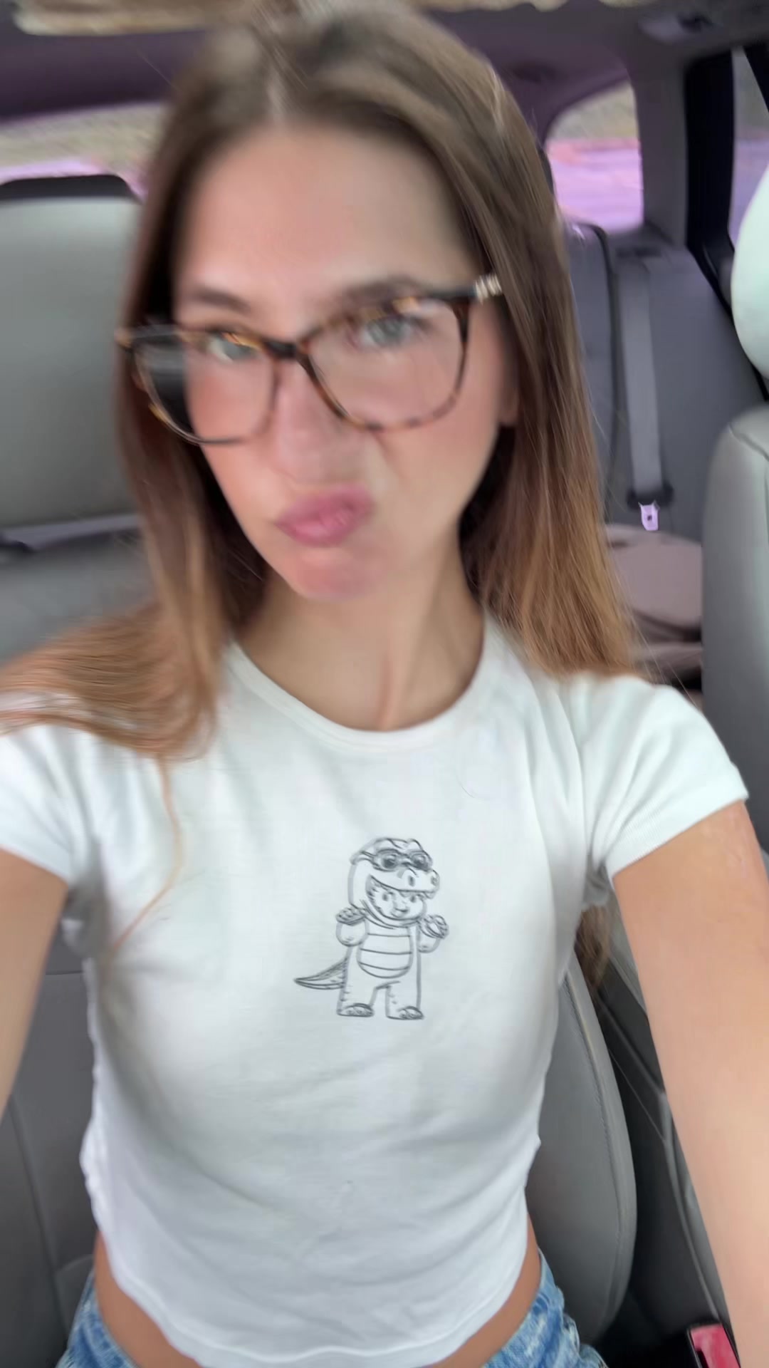 @isabella