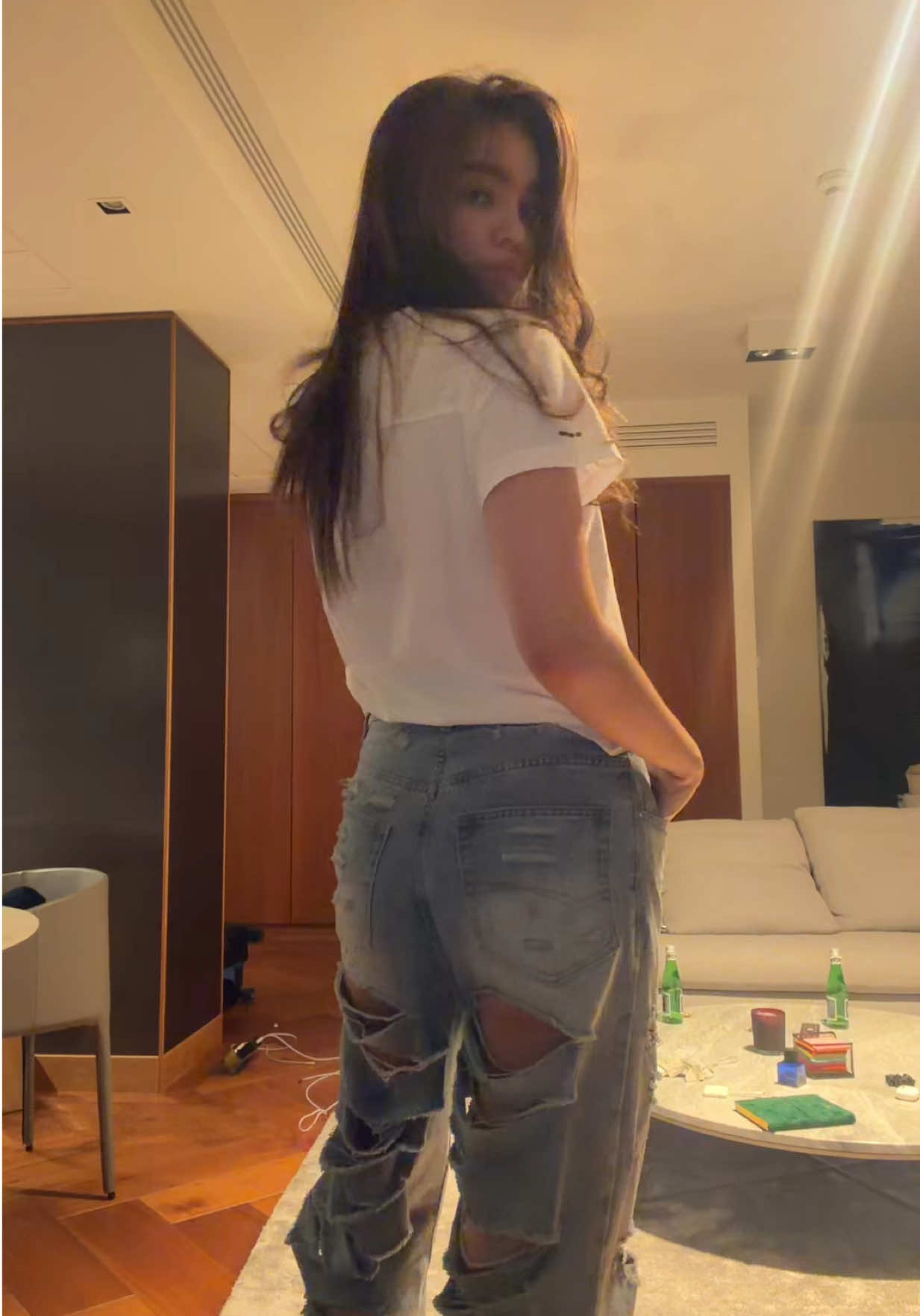 @emikk888