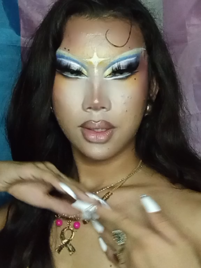 @Charlotte Elara
