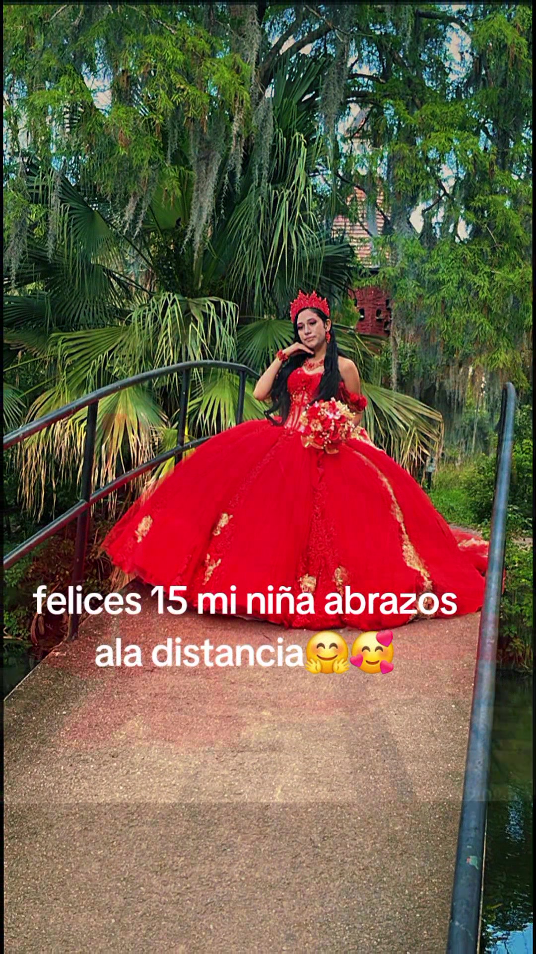 @la florecita olanchana❤️ 👸👸