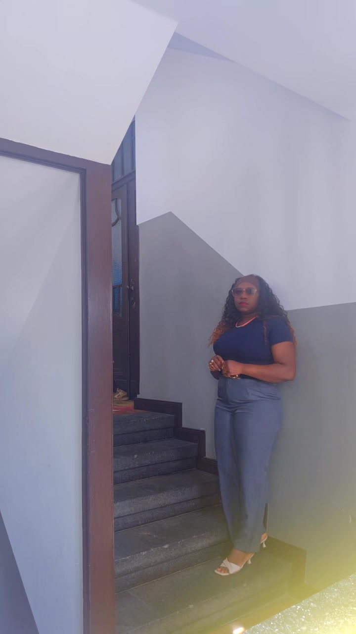@Ozy Gracey🇩🇪 🇳🇬